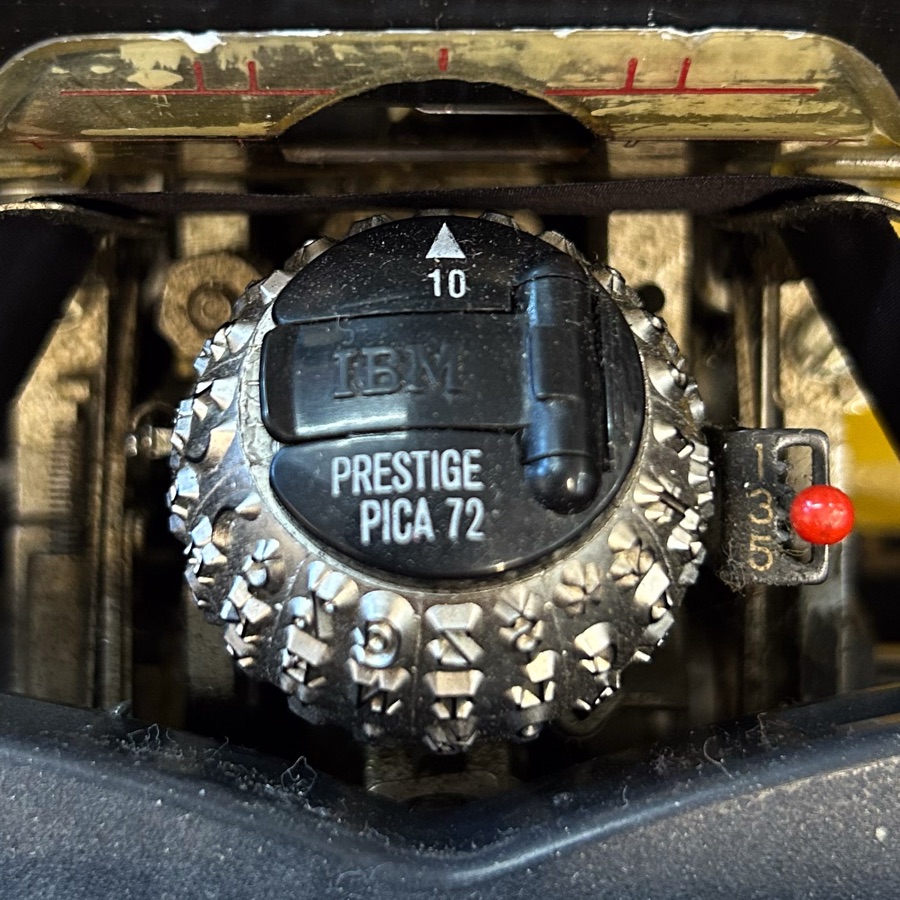 The IBM Prestige Pica 72 type element, the golfball, mounted in the Selectric